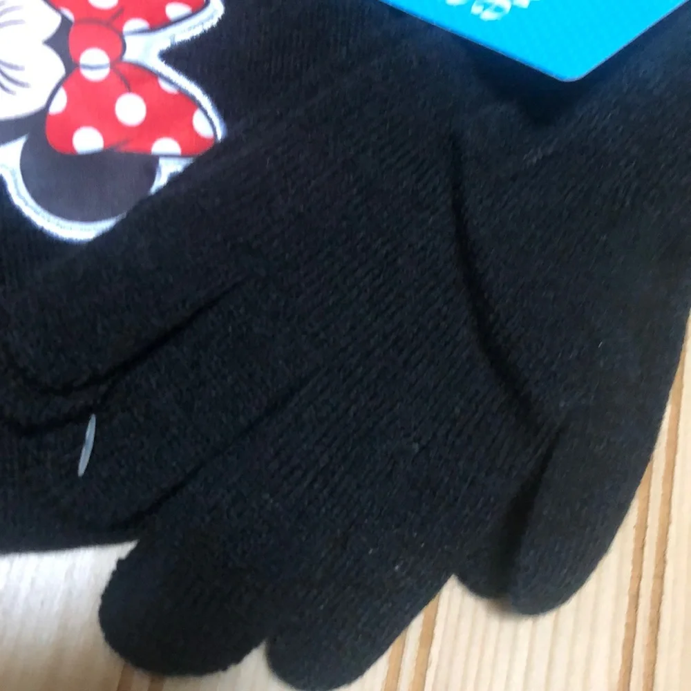 Minnie‎ Mouse Black Red Pom Pom Hat Glove Set NWT